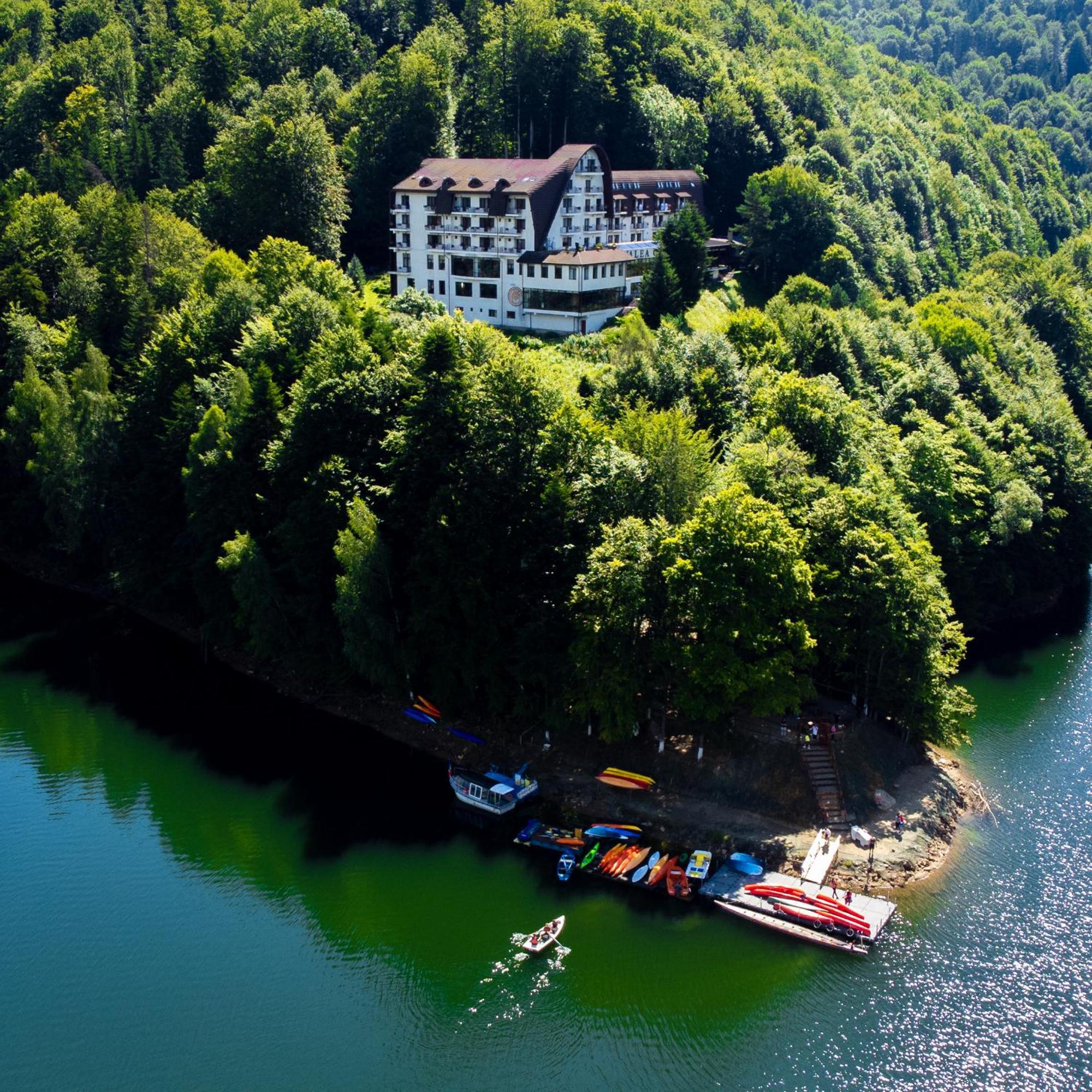 Hotel Valea Cu Pesti Capatineni-Ungureni Экстерьер фото