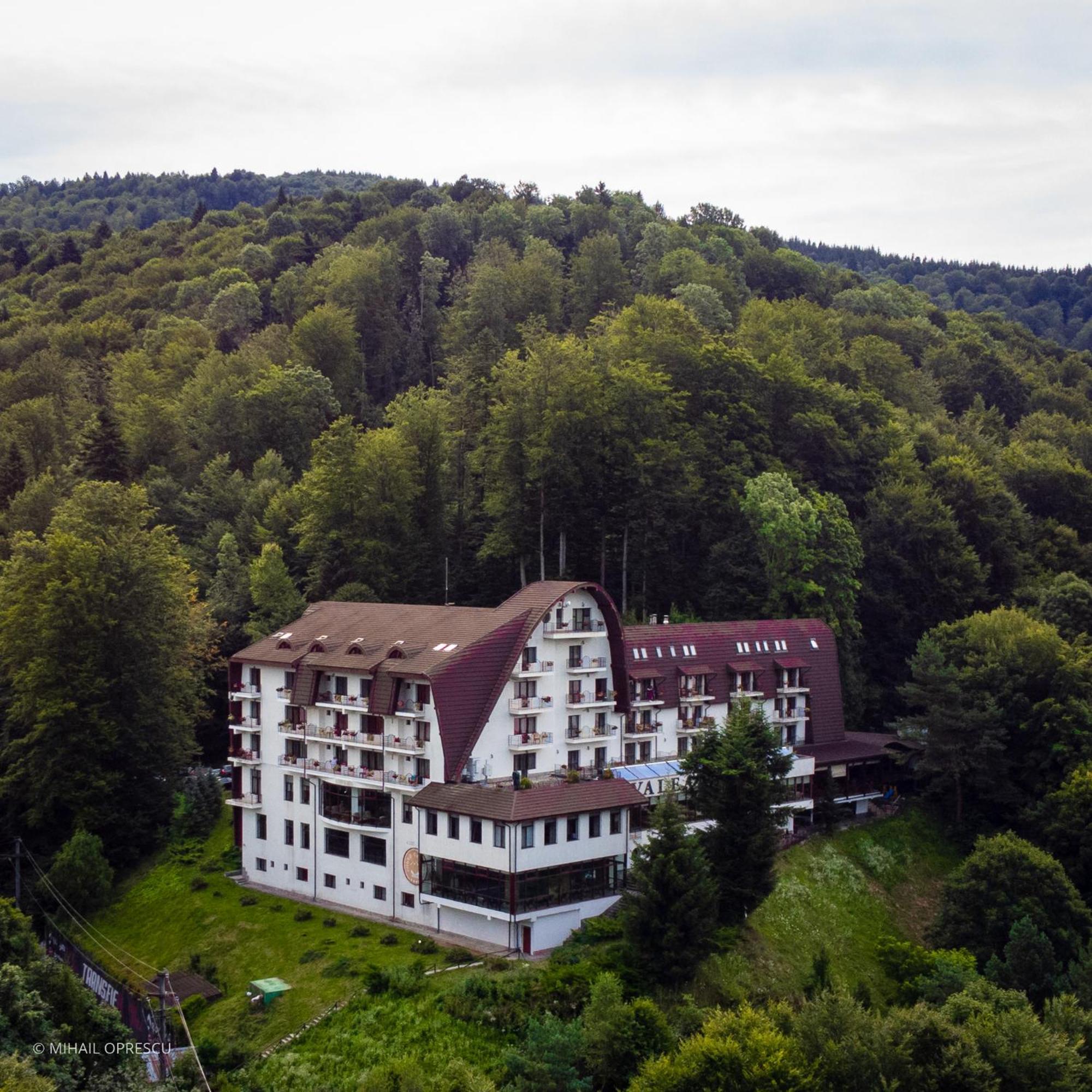 Hotel Valea Cu Pesti Capatineni-Ungureni Экстерьер фото