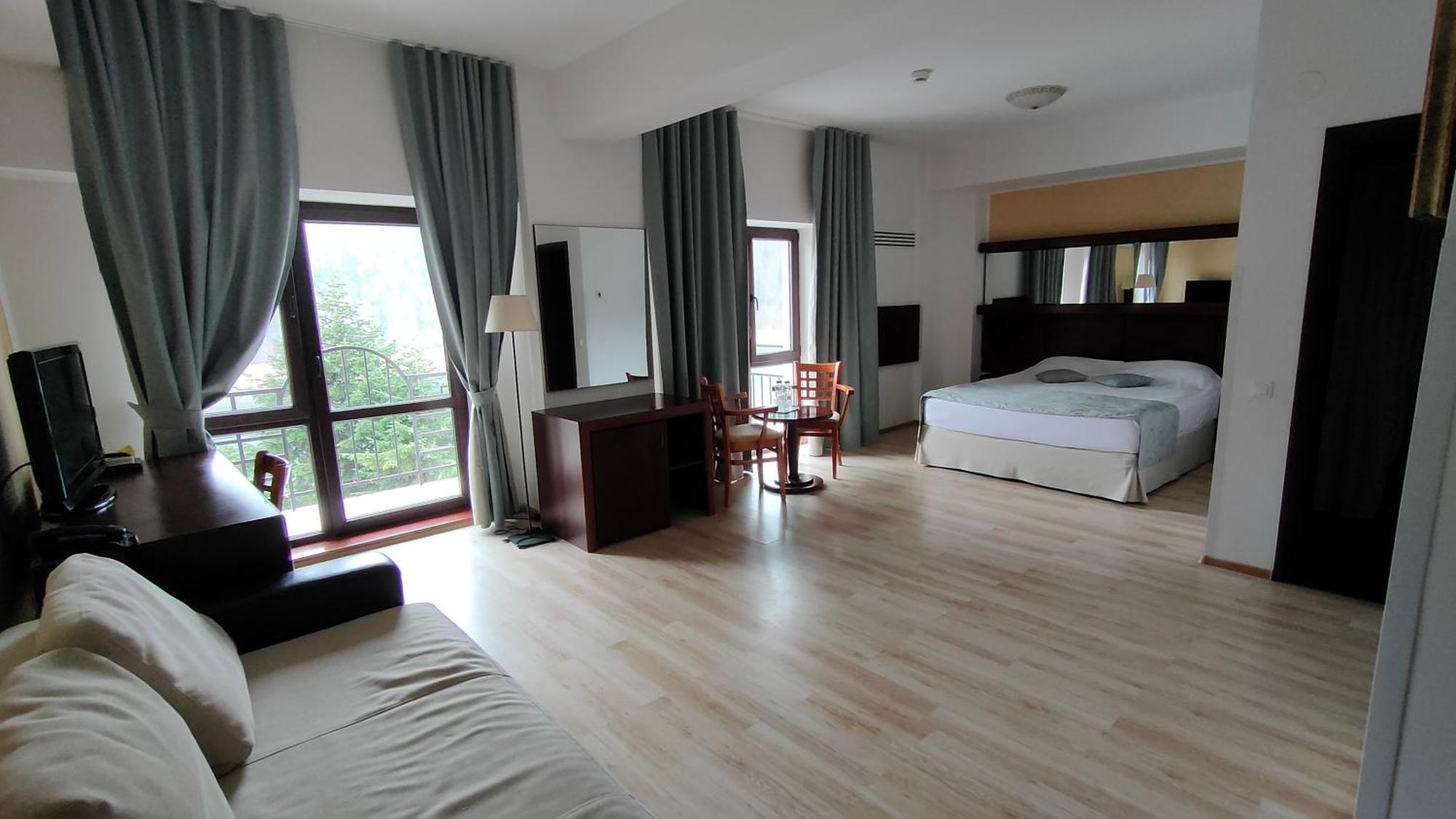 Hotel Valea Cu Pesti Capatineni-Ungureni Экстерьер фото